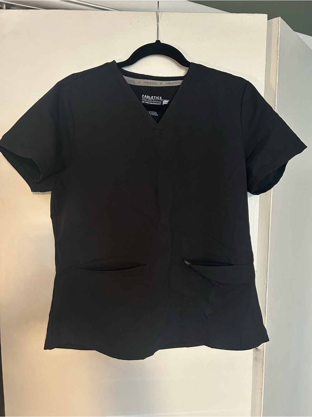 Fabletics Black V-Neck Scrub Top